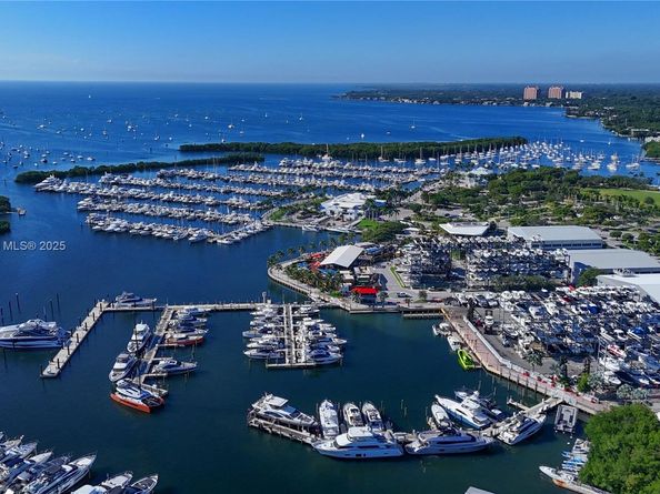 2627 S Bayshore Dr 903, Miami FL 33133