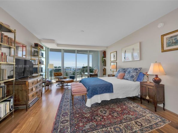 2627 S Bayshore Dr 903, Miami FL 33133