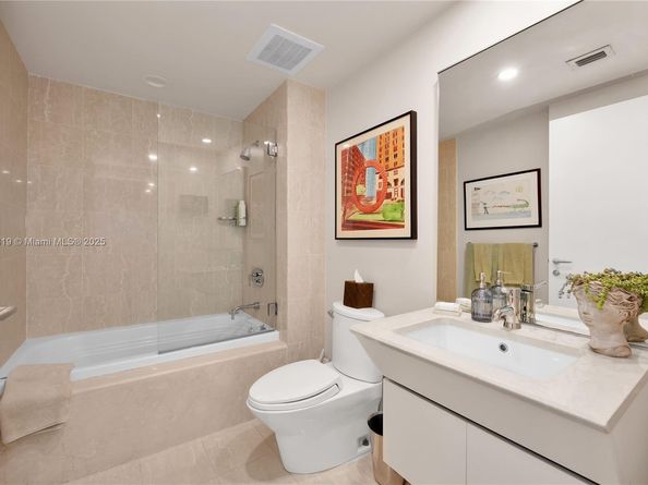 2627 S Bayshore Dr 903, Miami FL 33133