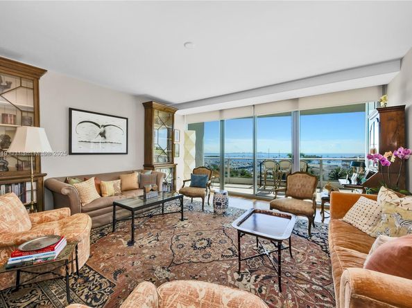 2627 S Bayshore Dr 903, Miami FL 33133