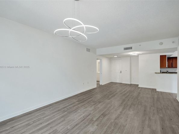 888 S Douglas Rd 304, Coral Gables FL 33134