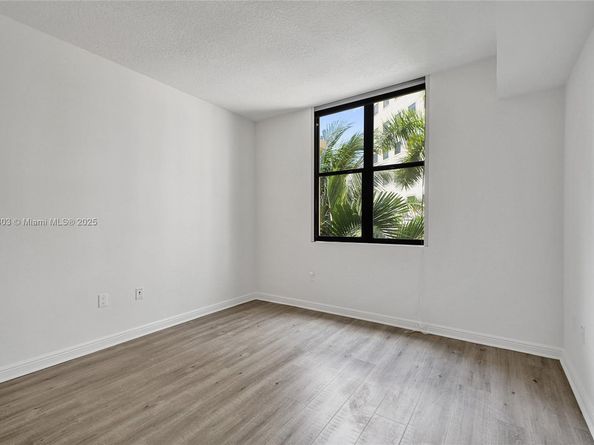 888 S Douglas Rd 304, Coral Gables FL 33134