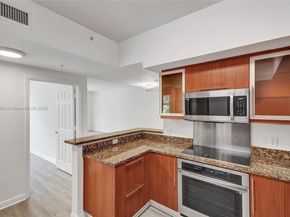 888 S Douglas Rd 304, Coral Gables FL 33134