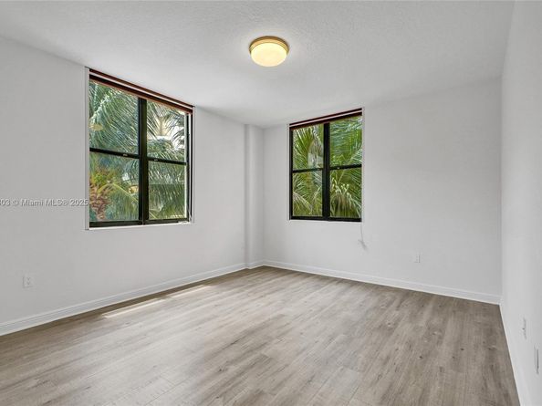 888 S Douglas Rd 304, Coral Gables FL 33134