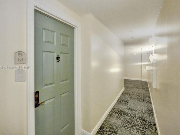 888 S Douglas Rd 304, Coral Gables FL 33134