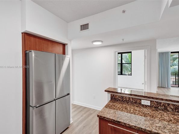 888 S Douglas Rd 304, Coral Gables FL 33134