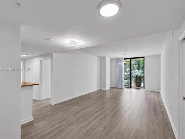 888 S Douglas Rd 304, Coral Gables FL 33134