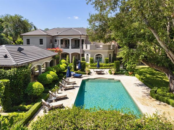 5071 Pine Drive, Miami FL 33143
