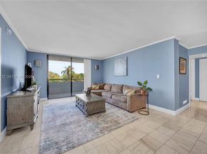 7300 Wayne Ave 405, Miami Beach FL 33141