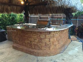 9837 SW 194th St, Cutler Bay FL 33157