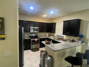 9596 N Town Parc Cir N, Parkland FL 33076