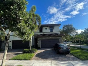 9596 N Town Parc Cir N, Parkland FL 33076