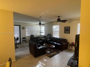 9596 N Town Parc Cir N, Parkland FL 33076