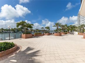 5660 Collins Ave 11B, Miami Beach FL 33140