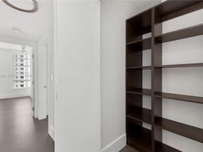 5660 Collins Ave 11B, Miami Beach FL 33140