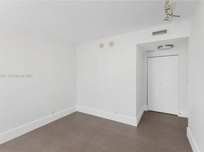 5660 Collins Ave 11B, Miami Beach FL 33140