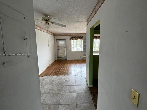 135 Berkshire F, West Palm Beach FL 33417