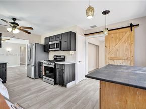 10511 SW 124th Ave, Miami FL 33186