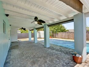 10511 SW 124th Ave, Miami FL 33186