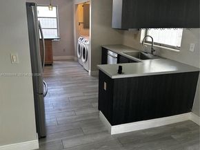 10511 SW 124th Ave, Miami FL 33186
