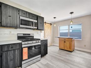 10511 SW 124th Ave, Miami FL 33186