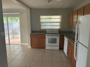 5456 NW 1st Ave, Oakland Park FL 33309