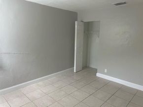 5456 NW 1st Ave, Oakland Park FL 33309