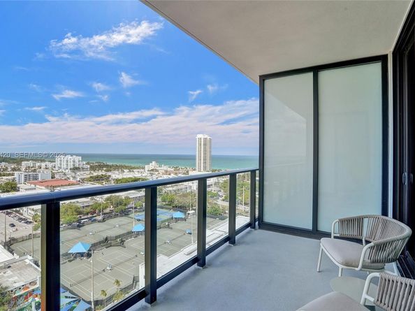 580 72nd St 905, Miami Beach FL 33141