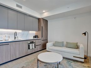 580 72nd St 905, Miami Beach FL 33141