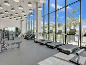 580 72nd St 905, Miami Beach FL 33141