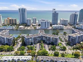 800 Parkview Dr 506, Hallandale Beach FL 33009