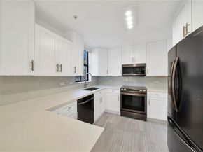 1650 Galiano St TH15, Coral Gables FL 33134