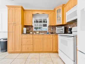 8000 SW 36th St, Miami FL 33155