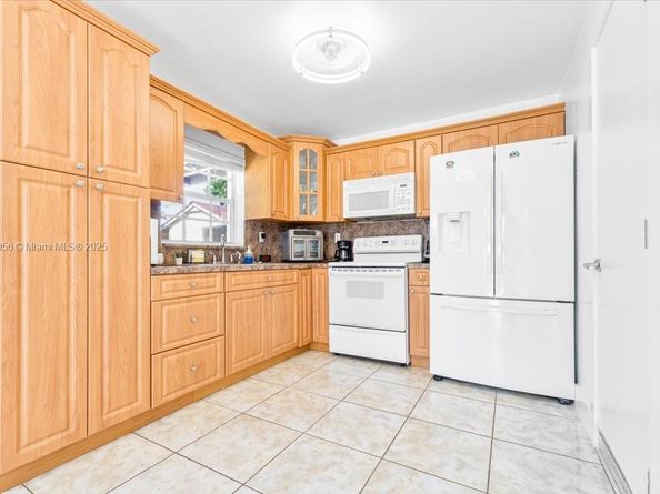 8000 SW 36th St, Miami FL 33155