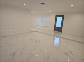 7771 NW 46th St, Lauderhill FL 33351