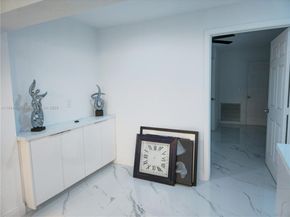 7771 NW 46th St, Lauderhill FL 33351