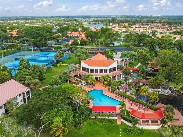 406 Republic Ct 406, Deerfield Beach FL 33442