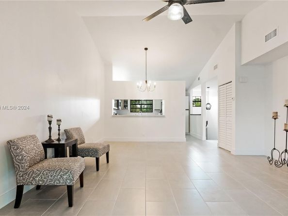 406 Republic Ct 406, Deerfield Beach FL 33442