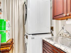 600 Coral Way 5, Coral Gables FL 33134