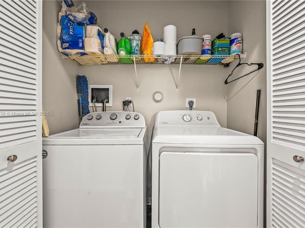 167 Bayridge Ln, Weston FL 33326