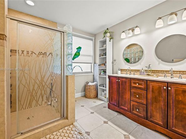 167 Bayridge Ln, Weston FL 33326