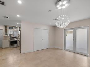 1601 Bay Rd 4, Miami Beach FL 33139