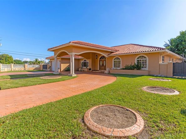 12700 SW 188th St, Miami FL 33177