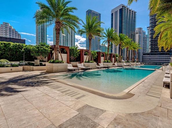 801 S Miami Ave 4802, Miami FL 33130