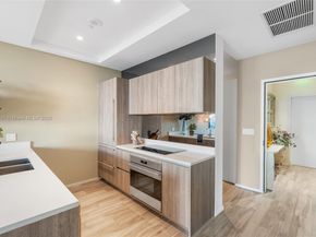 801 S Miami Ave 4802, Miami FL 33130