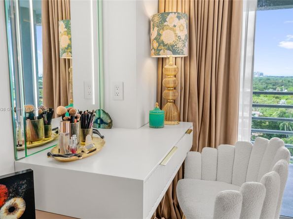 2025 Brickell Ave 1705, Miami FL 33129