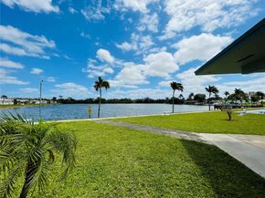 2300 Park Ln 201, Hollywood FL 33021