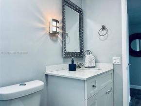 2300 Park Ln 201, Hollywood FL 33021