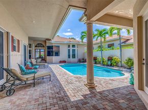 522 Les Jardin Dr, Palm Beach Gardens FL 33410