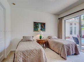 522 Les Jardin Dr, Palm Beach Gardens FL 33410